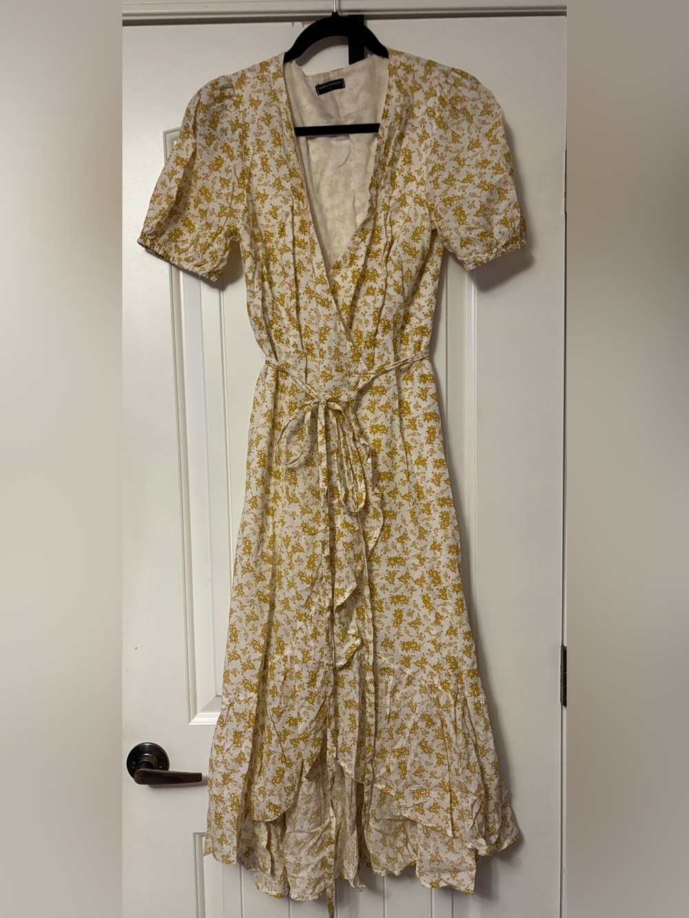 Audrey Whitmore  Marigold Floral Wrap Dress, Medium